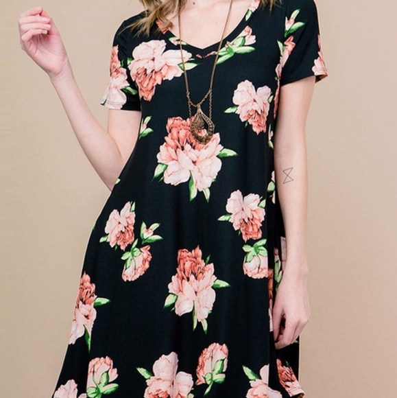 trendy u Dresses & Skirts - Ultra soft black floral dress
